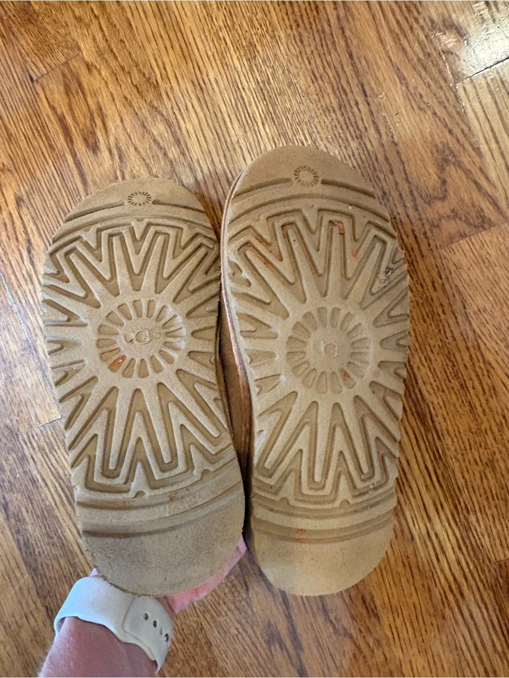 UGG Kids Chestnut Tasman Brown Suede Shearling Slip-On Slippers